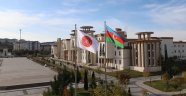 Azerbaycan Bayrağı NEVÜ’de Dalgalanıyor