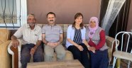 Vali Aktaş ve Eşi, Şehit Onbaşı Mesut Avcı’nın Nevşehir Merkezde ikamet eden ailelerine ziyarette bulundu.